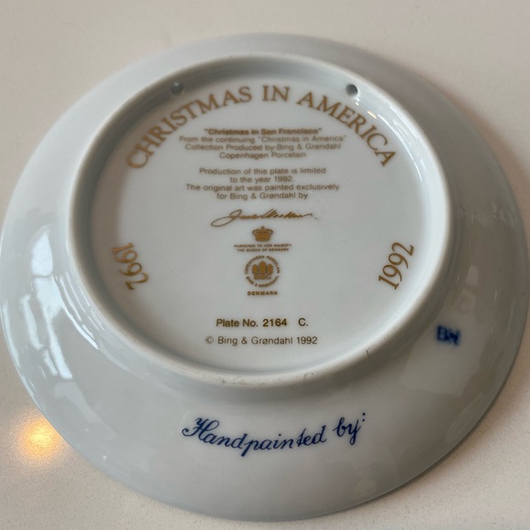 Bing & Grondahl Christmas in America 1992 Plate - Christmas in San Francisco - Picture 2 of 3